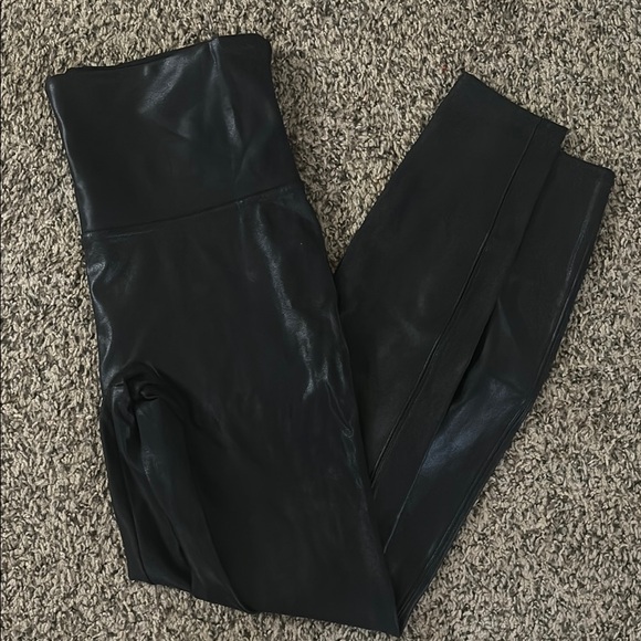 Black Faux Leather Leggings - Picture 1 of 2